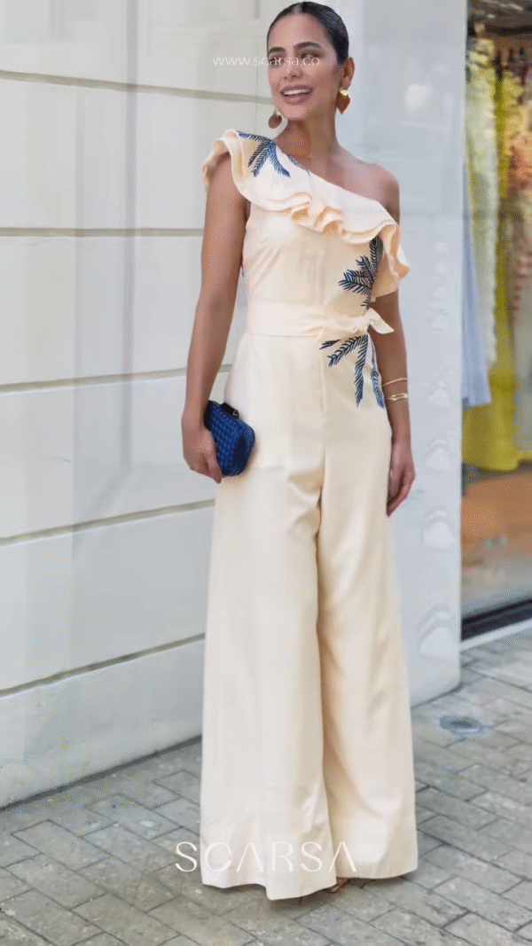🕊️ Isla Bloom – The Art of Embroidered Movement - Image 5