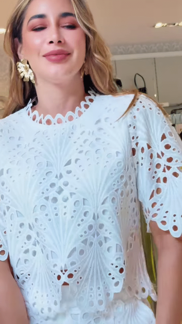 🤍 Ivory Echo – Lace That Moves with Grace - Image 3